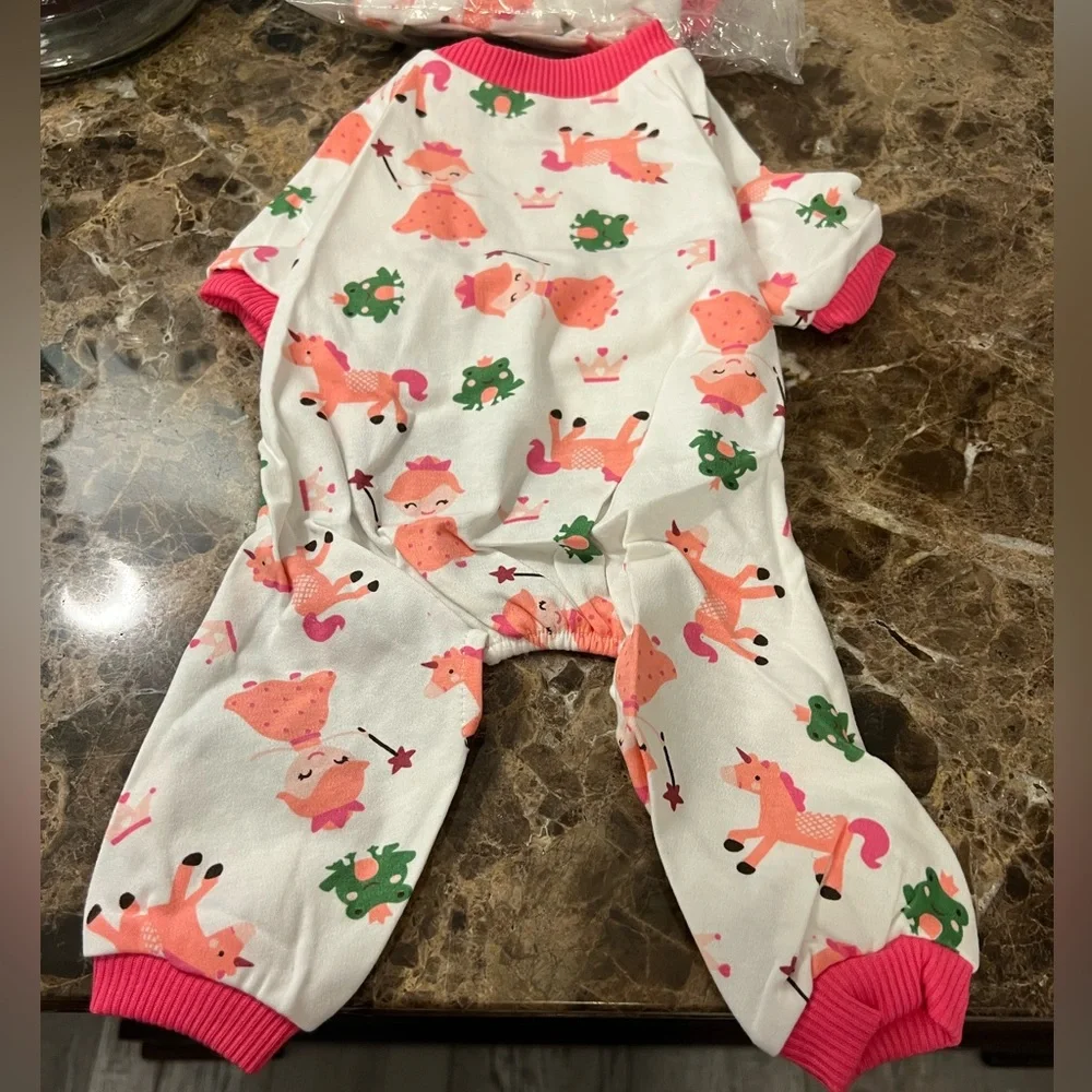 Weenie Warmers Princess Unicorn PJs feature happy little unicorns white & Pink